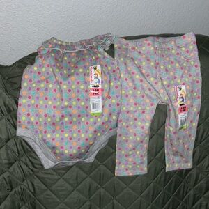 NWT 3-6 month old baby girl short sleeve onesie and long pants Garanimals